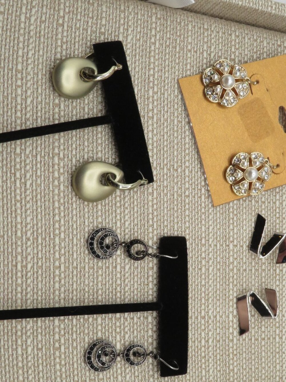 Monet Bundle Pierced Earrings Four Pairs